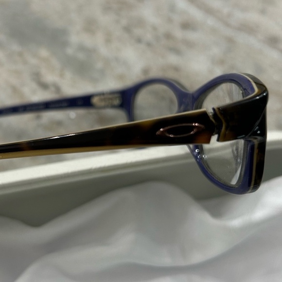Oakley prescription glasses - Picture 9 of 11